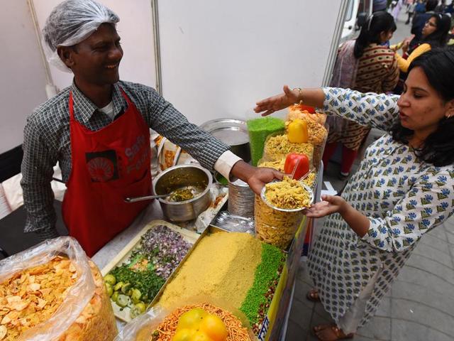 And just in case you’re in mood for some bhel puri or papdi chat. Voila!  (Raj K Raj / HT Photo) 
