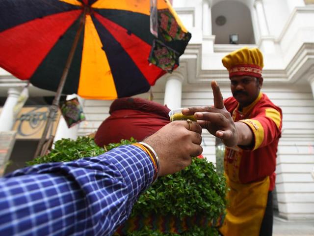 Purani Dilli’s famous delicacies are on offer at the Delhi Street Food Festival at Baba Kharak Singh Marg, opposite the multi-level parking complex at Connaught Place, New Delhi. (Raj K Raj / HT Photo) 