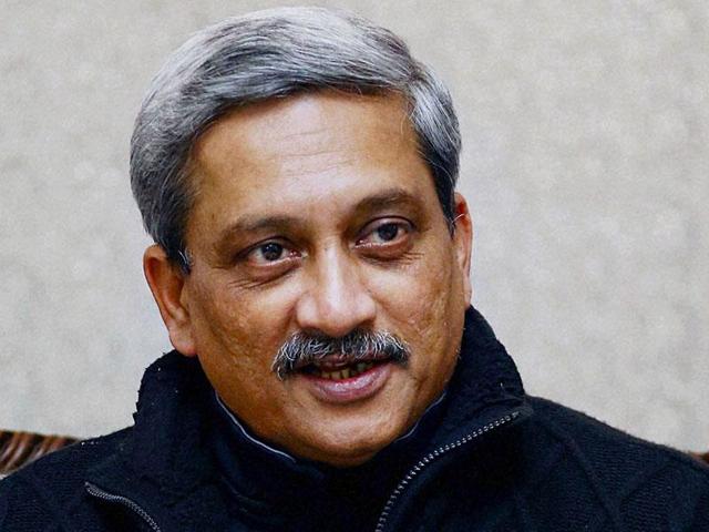 Union defence minister Manohar Parrikar said the students raising anti-national slogans in JNU lacked moral ethics.(PTI File Photo)