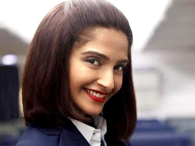 Sonam Kapoor watches Neerja with real life flight attendants - Bollywood  Garam