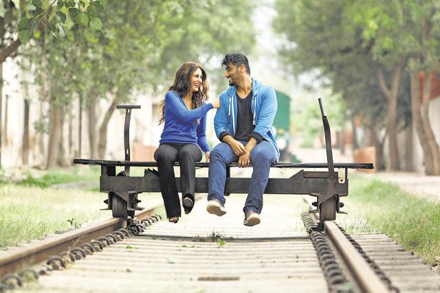 Kareena Kapoor and Arjun Kapoor in a still from R Balki’s Ki and Ka.