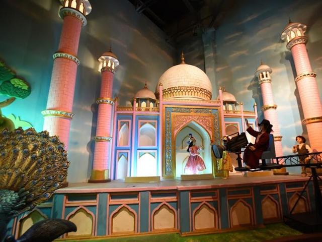 A toy train passes the Mughal-e-Azam tableaux inside the Movie Magic venue. (Photo: Raj K Raj/HT)