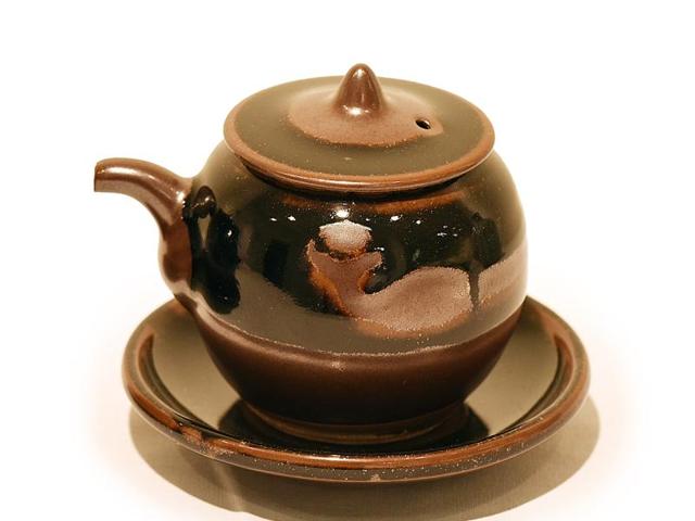 A soy sauce jug made out of iron-rich clay of Kasama area. (Photo by Raj K Raj / Hindustan Times) (Hindustan Times)