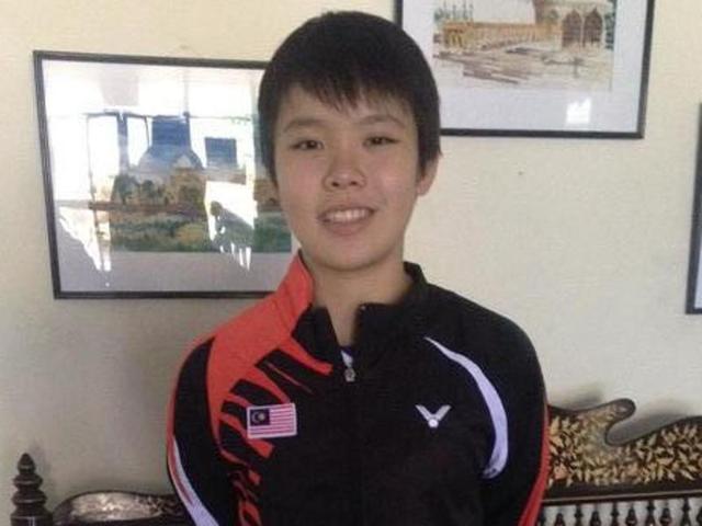 Goh Jin Wei, the 15-year-old junior world champion, is still getting used to the spotlight.(HT Photo) Goh Jin Wei, the 15-year-old junior world champion, is still getting used to the spotlight.(HT Photo)