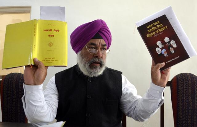 Congress leader Sukhjinder Raj Singh Lalli Majithia at a press conference in Amritsar on Saturday. (Sameer Sehgal/HT Photo) Congress leader Sukhjinder Raj Singh Lalli Majithia at a press conference in Amritsar on Saturday. (Sameer Sehgal/HT Photo)