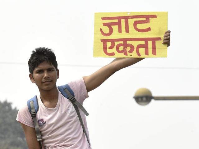 The single largest community in the state, Jats are reportedly incensed over being sidelined in 2014, when Manohar Lal Khattar, a Punjabi, was elevated as chief minister, bringing to an end their 18-year reign in Haryana.(Mohd Zakir/ Hindustan Times) The single largest community in the state, Jats are reportedly incensed over being sidelined in 2014, when Manohar Lal Khattar, a Punjabi, was elevated as chief minister, bringing to an end their 18-year reign in Haryana.(Mohd Zakir/ Hindustan Times)