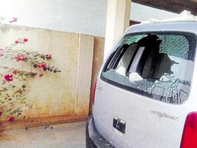 The house of a reporter Malini Subramaniam who writes for Scroll.in, a digital news portal, was targeted by a group of men in Jagdalpur. (HT Photo)
