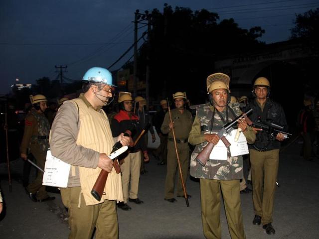 Police reached the spot in time and controlled the situation.(Manoj Dhaka/HT File Photo) Police reached the spot in time and controlled the situation.(Manoj Dhaka/HT File Photo)