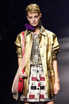 Lanvin stars it-bags in a quirky new print. A model presents a creation for Lanvin during the 2016 Spring/Summer ready-to-wear collection fashion show, on October 1, 2015 in Paris. (AFP) Lanvin stars it-bags in a quirky new print. A model presents a creation for Lanvin during the 2016 Spring/Summer ready-to-wear collection fashion show, on October 1, 2015 in Paris. (AFP)