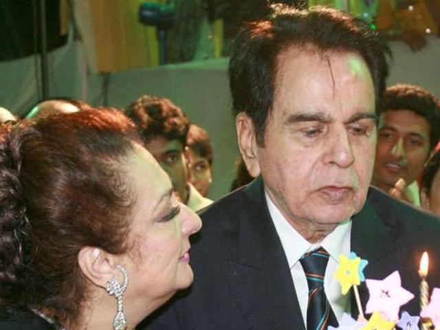 Actor Dilip Kumar was acquitted in a cheque bouncing case by a Mumbai court on Tuesday, ending an 18-year-long legal battle for the Bollywood veteran. (File photo) Actor Dilip Kumar was acquitted in a cheque bouncing case by a Mumbai court on Tuesday, ending an 18-year-long legal battle for the Bollywood veteran. (File photo)