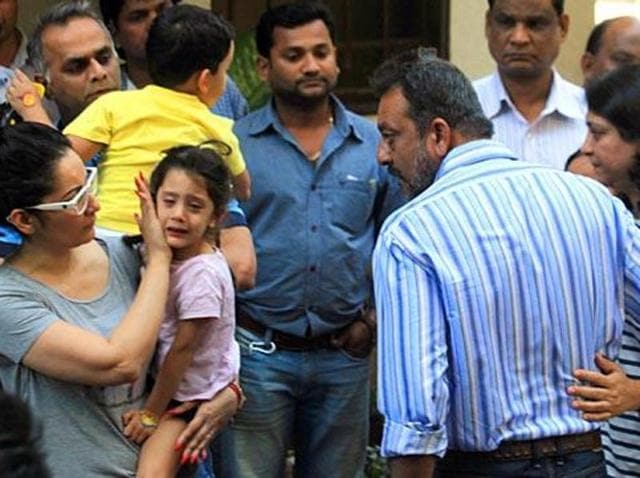 Sanjay Dutt says goodbye to his family as he leaves for jail. Sanjay Dutt says goodbye to his family as he leaves for jail.
