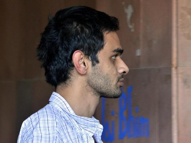 Umar Khalid walks on the campus of the prestigious Jawaharlal Nehru University (JNU) in New Delhi.(AFP Photo) Umar Khalid walks on the campus of the prestigious Jawaharlal Nehru University (JNU) in New Delhi.(AFP Photo)
