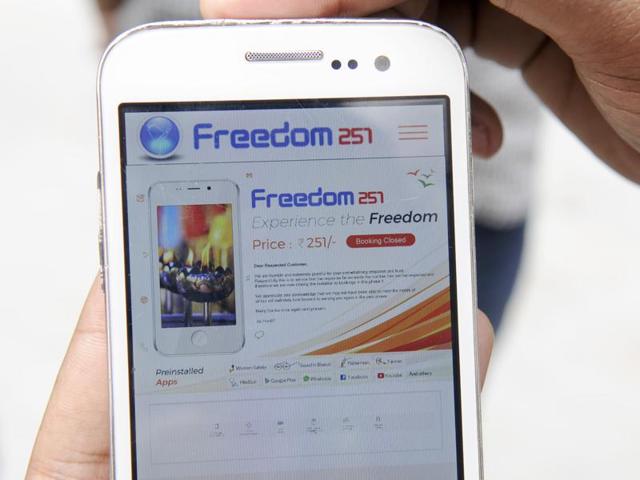 India's cheapest smart phone from little-known Ringing Bells has raised eyebrows across the world with its unbelievable Rs 251 price tag. (HT Photo)