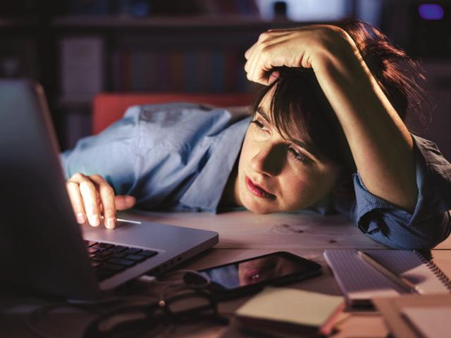 Set boundaries: Don’t always be on call. The same rules that apply to office workers apply to you. Just because you work out of your home, doesn’t mean you don’t need downtime like everyone else. (Photo: Shutterstock) Set boundaries: Don’t always be on call. The same rules that apply to office workers apply to you. Just because you work out of your home, doesn’t mean you don’t need downtime like everyone else. (Photo: Shutterstock)