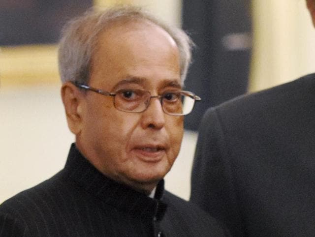 President Pranab Mukherjee inaugurates the valedictory function for celebrating the 155th anniversary of the Indian Penal Code, in Kochi.(PTI Photo)