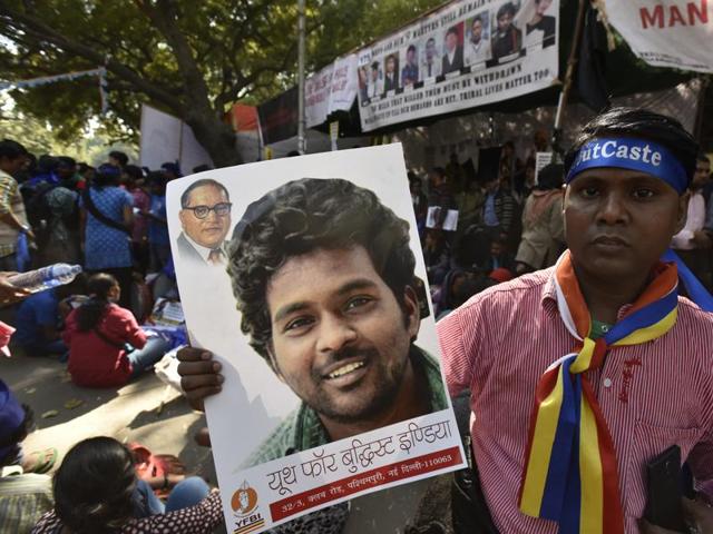 Students in Delhi protest against Rohith Vemula’s suicide. The PhD candidate hanged himself in University of Hyderabad.. (Virendra Singh/ HT photo) Students in Delhi protest against Rohith Vemula’s suicide. The PhD candidate hanged himself in University of Hyderabad.. (Virendra Singh/ HT photo)