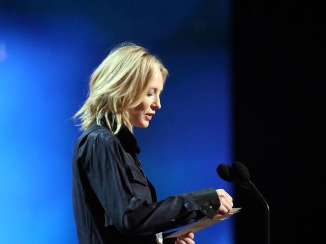 Cate Blanchett was the most scrupulous in her rehearsal, running through her presentation several times. “Is it here? Did I stop in my spot? Ish?” she asked the stage manager, adding, “You can always re-cast.” (Matt Sayles/Invision/AP) Cate Blanchett was the most scrupulous in her rehearsal, running through her presentation several times. “Is it here? Did I stop in my spot? Ish?” she asked the stage manager, adding, “You can always re-cast.” (Matt Sayles/Invision/AP)