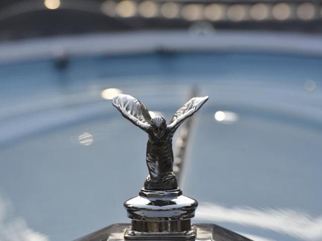 A Roll Royce parked at Barakhamba road waiting to be driven during the  50th Statesman Vintage Car Rally 2016. (Ravi Choudhary/HT Photo) 