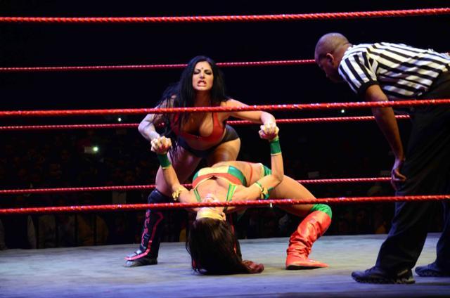 Women wrestlers provided entertainment before the main event began. (HT Photo)
