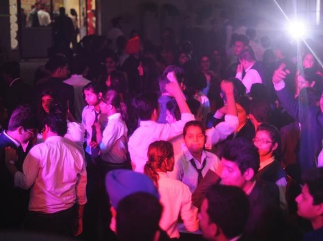 CBSE students dancing at the good luck party in The City School in Lucknow on Saturday . (Deepak Gupta/ HT photo)