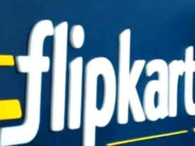 Mansa police claim to have recovered Rs 17 lakh cash, 10 handsets, and a laptop computer from the gang. They say this fraud might run into more than Rs 1 crore “once we track all the mobile phones that the gang has sold further”.(Photo: Flipkart/HT)