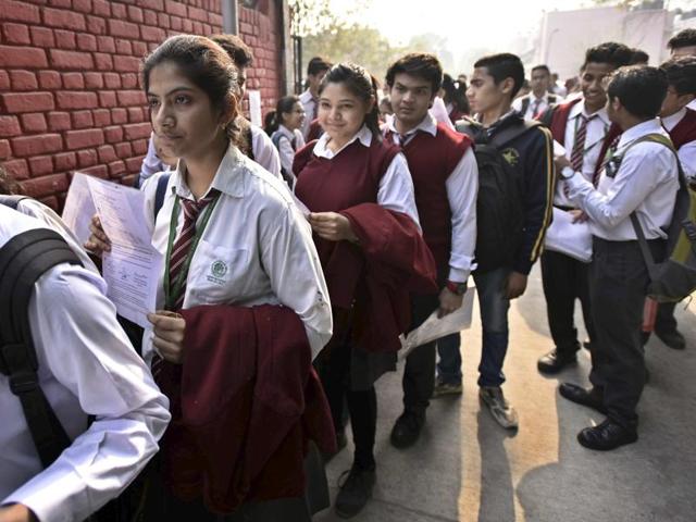 Class 12th students do last minute preparation for their CBSE exams in St. Thomas School of Gole Market area, New Delhi, on March 1, 2016. (Arun Sharma/HT Photo) Class 12th students do last minute preparation for their CBSE exams in St. Thomas School of Gole Market area, New Delhi, on March 1, 2016. (Arun Sharma/HT Photo)