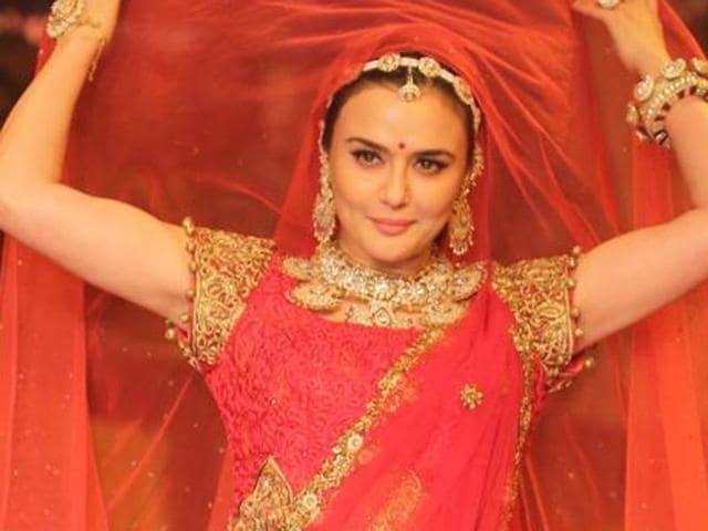 Preity Zinta got married to long-time boyfriend Gene Goodenough in a private ceremony in LA. Welcome the latest entrant to Bollywood’s secret wedding club.(HT Photo)