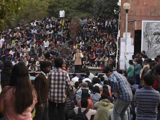 Two students of Satyawati College said on Tuesday that they were beaten up after they tried to put up posters about JNU’s march to Parliament, by a group of students who said they won’t allow ‘anti-national’ posters in the college. (Sanjeev Verma/ HT Photo) Two students of Satyawati College said on Tuesday that they were beaten up after they tried to put up posters about JNU’s march to Parliament, by a group of students who said they won’t allow ‘anti-national’ posters in the college. (Sanjeev Verma/ HT Photo)