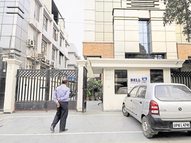On February 17, buyers had thronged the building in Sector 63 when the company had launched its smartphone.(Sunil Ghosh / HT Photo) On February 17, buyers had thronged the building in Sector 63 when the company had launched its smartphone.(Sunil Ghosh / HT Photo)