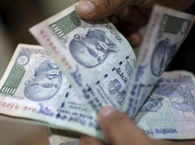 The domestic unit resumed higher at 67.40 per dollar as compared to Wednesday’s closing value of 67.54 at the Interbank Foreign Exchange market and kept the momentum going. (REUTERS) The domestic unit resumed higher at 67.40 per dollar as compared to Wednesday’s closing value of 67.54 at the Interbank Foreign Exchange market and kept the momentum going. (REUTERS)