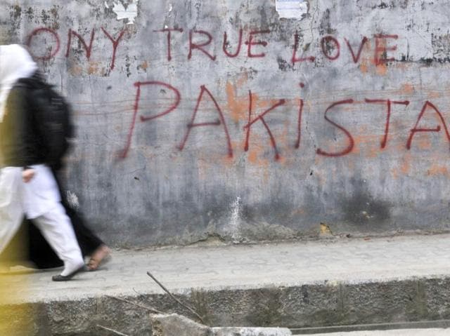 In the labyrinth of narrow lanes around the Jamia Masjid in Srinagar, these pieces of graffiti have become a common sight. (Waseem Andrabi//HT Photo)
