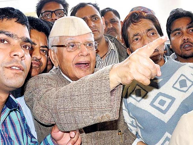 The Uttarakhand government has withdrawn some of the perks to former chief ministers barring ND Tiwari. (HT File Photo) The Uttarakhand government has withdrawn some of the perks to former chief ministers barring ND Tiwari. (HT File Photo)