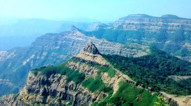 Koragad fort stands at a height of 929m above sea level. Koragad fort stands at a height of 929m above sea level.