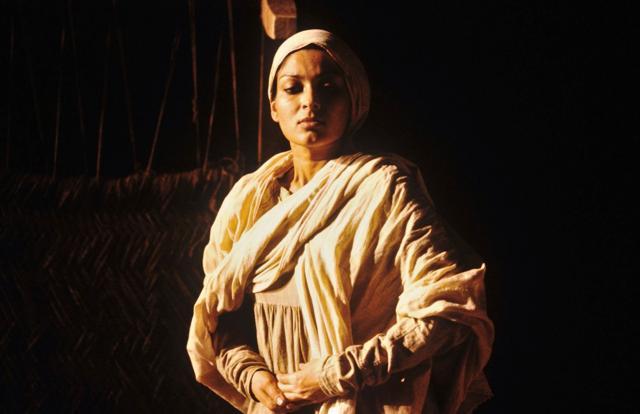 Draupadi (Mallika Sarabhai) after Keechaka tries to rape her in the last year of the 14-year exile awarded to the Pandavas. (Photo: Daniel Cande/ Wikipedia Commons) Draupadi (Mallika Sarabhai) after Keechaka tries to rape her in the last year of the 14-year exile awarded to the Pandavas. (Photo: Daniel Cande/ Wikipedia Commons)