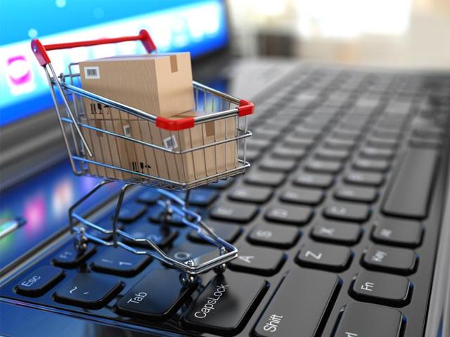 Established by young entrepreneurs from Jammu and Kashmir, Kashmir Box, Kashmir Villa and Kashmir Market are some of the websites which are helping local artisans (Representational Photo: Shutterstock) Established by young entrepreneurs from Jammu and Kashmir, Kashmir Box, Kashmir Villa and Kashmir Market are some of the websites which are helping local artisans (Representational Photo: Shutterstock)