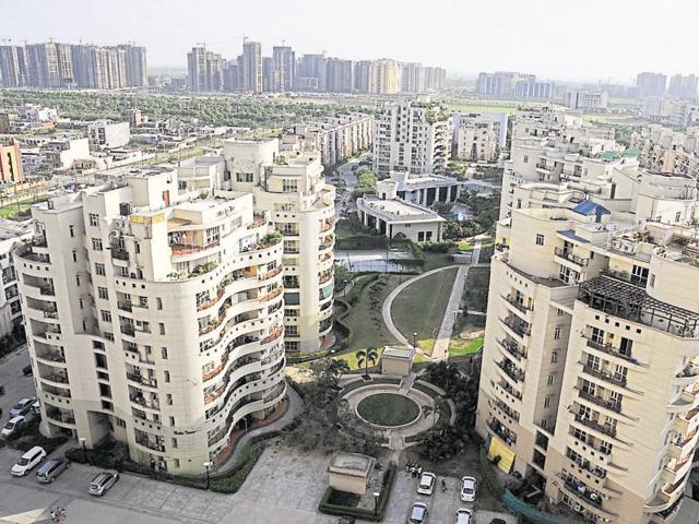 The flat owners had started the movement ‘Fight for Rera’ online and created a hashtag ‘#passrerabill’ on twitter to tag video messages to all politician concerned.(HT File Photo)