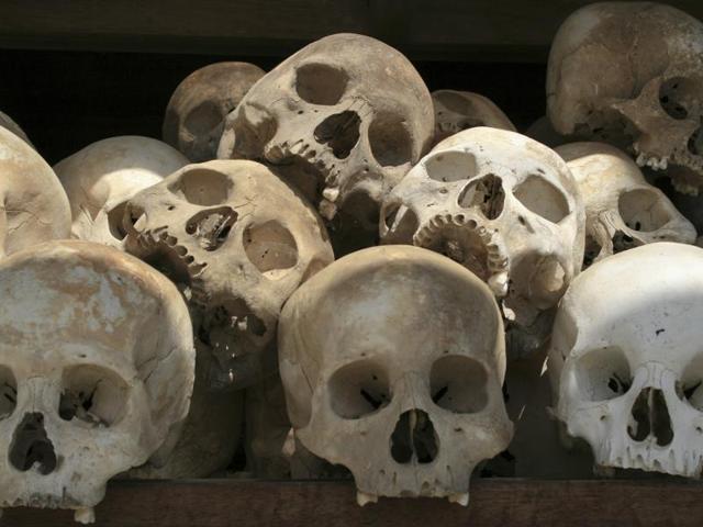 The remains of 8,985 people bludgeoned to death, Choeung Ek killing fields (Photos by Rama Arya) The remains of 8,985 people bludgeoned to death, Choeung Ek killing fields (Photos by Rama Arya)