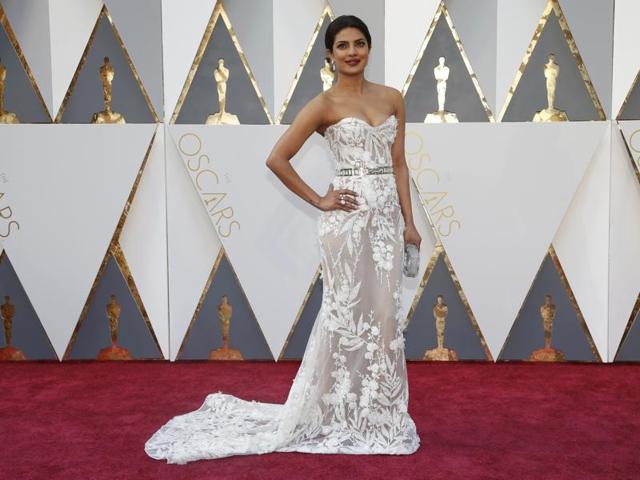 Priyanka Chopra arrives at the 88th Academy Awards. She came, she posed, she slayed. (REUTERS)