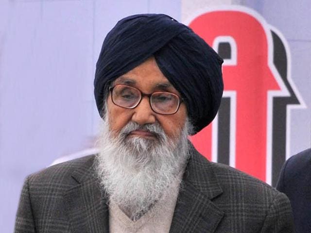 Punjab chief minister Parkash Singh Badal (HT File Photo) Punjab chief minister Parkash Singh Badal (HT File Photo)