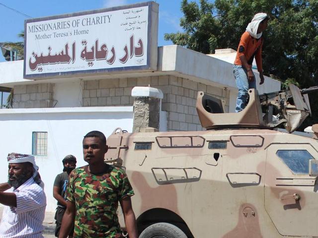Yemeni security forces gather outside an elderly care home in Yemen's main southern city of Aden after it was attacked by gunmen on March 4. (AFP Photo) Yemeni security forces gather outside an elderly care home in Yemen's main southern city of Aden after it was attacked by gunmen on March 4. (AFP Photo)