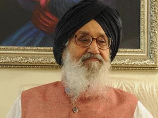 “The entire problem of the Sutlej Yamuna Link canal was created by the Congress. We will take it up strongly during the session. Let the appropriate time come,” said chief minister Parkash Singh Badal after the joint meeting of SAD and BJP members.(HT Photo) “The entire problem of the Sutlej Yamuna Link canal was created by the Congress. We will take it up strongly during the session. Let the appropriate time come,” said chief minister Parkash Singh Badal after the joint meeting of SAD and BJP members.(HT Photo)