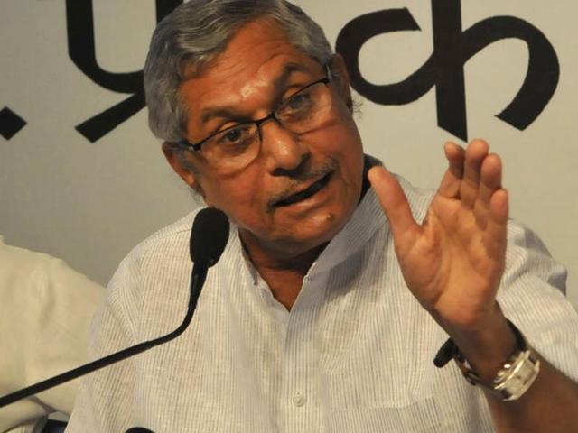 Congress national general secretary Mohan Prakash criticised the NDA government saying it was trying to impose shackles on intellectuals and students(HT File Photo) Congress national general secretary Mohan Prakash criticised the NDA government saying it was trying to impose shackles on intellectuals and students(HT File Photo)