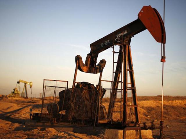 Riyadh has asked lenders to submit proposals to extend it a five-year US dollar loan of that size, with an option to increase it, the sources said, to help plug a record budget deficit caused by low oil prices. (Reuters File Photo) Riyadh has asked lenders to submit proposals to extend it a five-year US dollar loan of that size, with an option to increase it, the sources said, to help plug a record budget deficit caused by low oil prices. (Reuters File Photo)