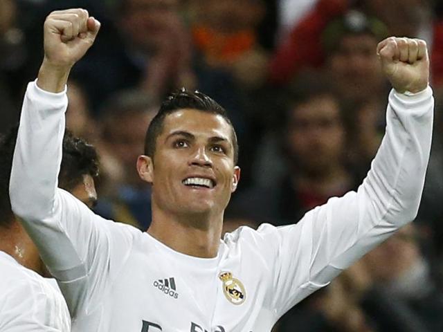 Real Madrid’s Cristiano Ronaldo was the scourge of AS Roma again as he inspired the hosts to a 2-0 win and a place in the Champions League quarter-finals. (Reuters Photo) Real Madrid’s Cristiano Ronaldo was the scourge of AS Roma again as he inspired the hosts to a 2-0 win and a place in the Champions League quarter-finals. (Reuters Photo)