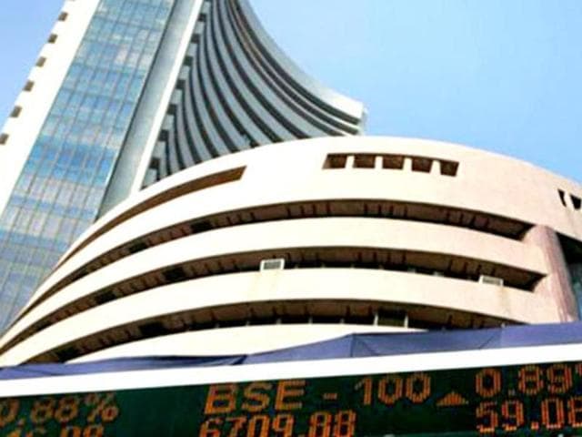 The winning run for markets continued for the sixth straight session, with the BSE Sensex reversing all its losses to close about 135 points higher at 24,793.96 . (HT File Photo) The winning run for markets continued for the sixth straight session, with the BSE Sensex reversing all its losses to close about 135 points higher at 24,793.96 . (HT File Photo)