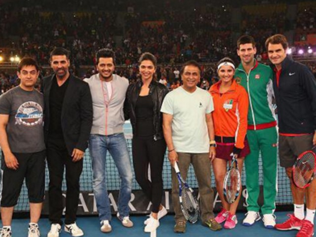 For all of you who are going to town over Deepika Padukone’s dinner with tennis ace Novak Djokovic in  California, here’s the news: they are old friends. Check out this 2014 picture from Indian Tennis Premiere League. (l-r) Aamir Khan, Akshay Kumar, Riteish Deshmukh, Deepika Padukone, Sunil Gavaskar, Sania Mirza, Novak Djokovic and Roger Federer.  (Twitter) 