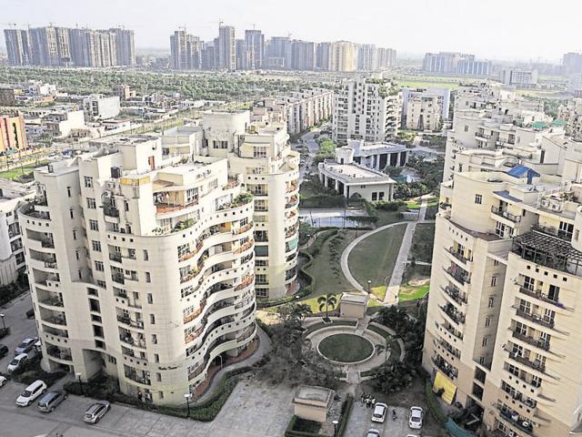 The bill would prohibit unaccounted money from being pumped into the real estate sector and from now 70% of the money has to be deposited in bank accounts through cheques. (S Burmaula/HT Photo) The bill would prohibit unaccounted money from being pumped into the real estate sector and from now 70% of the money has to be deposited in bank accounts through cheques. (S Burmaula/HT Photo)