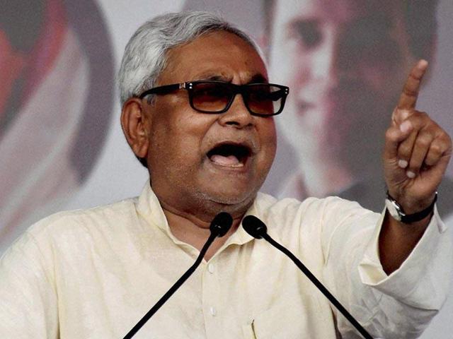Chief minister Nitish Kumar directed IG (prisons) to probe the circumstances in which a minister of his cabinet met incarcerated former MP of Siwan Mohammad Shahabuddin in Siwan jail. (HT File Photo) Chief minister Nitish Kumar directed IG (prisons) to probe the circumstances in which a minister of his cabinet met incarcerated former MP of Siwan Mohammad Shahabuddin in Siwan jail. (HT File Photo)