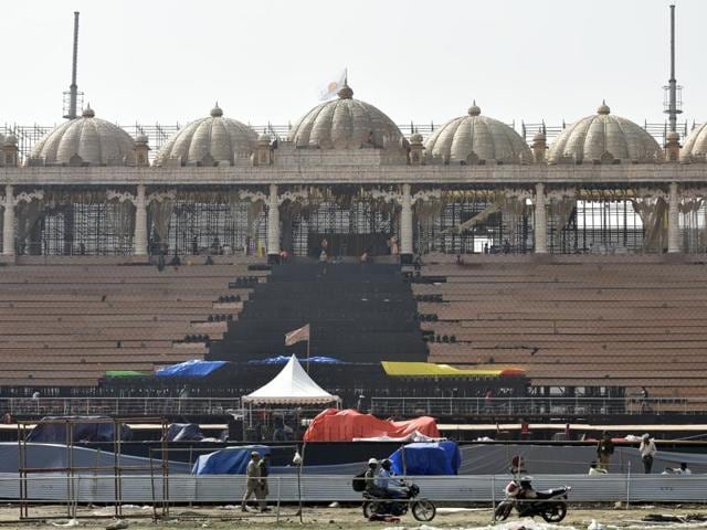 Newly constructed structure at Yamuna River belt, Massive construction is underway on the Yamuna bank along the DND for a World Cultural Festival by Art of Living scheduled for early March in New Delhi, India, on Wednesday, March 9, 2016. (Hindustan Times) Newly constructed structure at Yamuna River belt, Massive construction is underway on the Yamuna bank along the DND for a World Cultural Festival by Art of Living scheduled for early March in New Delhi, India, on Wednesday, March 9, 2016. (Hindustan Times)