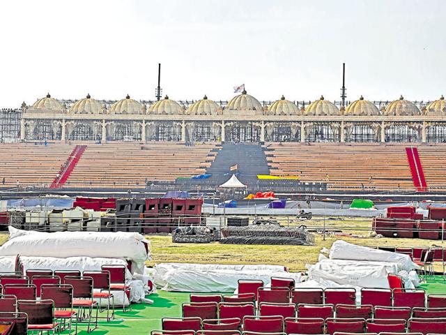 Construction work going on at the Art of Living’s world culture festival venue on Wednesday. The National Green Tribunal did not cancel the event but fined the organisers for possible damage to the fragile floodplain of the Yamuna.(Ravi Choudhary/HT Photo)